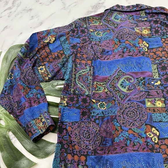 Punch Womens Vintage 90s Silk Oversize Shirt Size M Purple Blue Abstract Floral - Picture 10 of 11